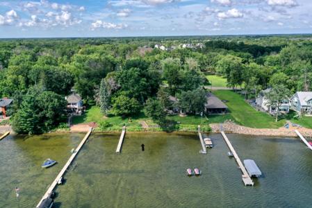 7271 N Shore Trail