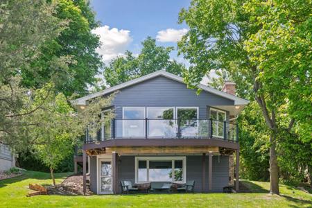 4450 Forest Lake Landing