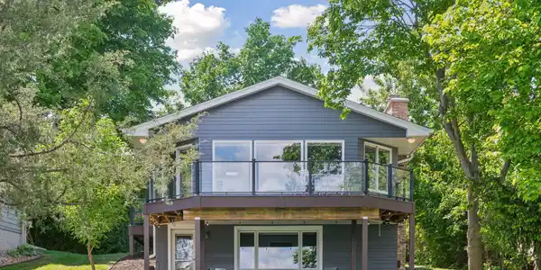 4450 Forest Lake Landing