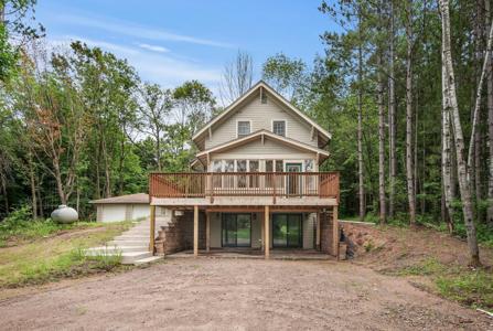 9158 Oakwood Lane