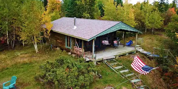 2208 Red Crest Island