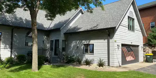 459 Lake Avenue S