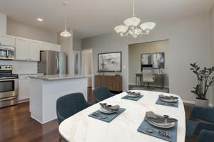 3174 Lexington N