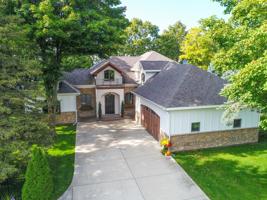 5180 Interlachen NE