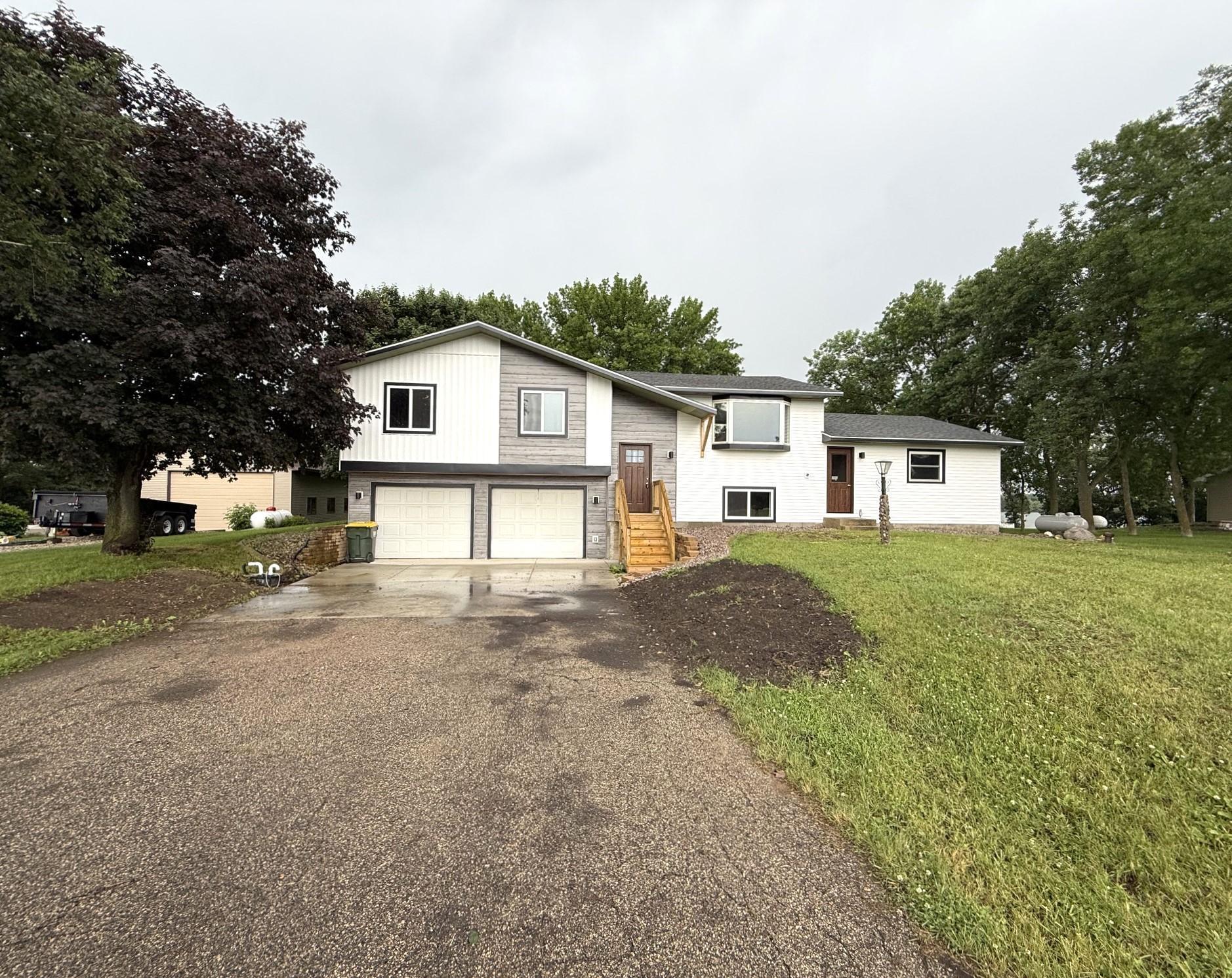 Image 1 Image 1