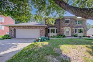 9059 Larkspur