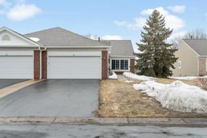 611 Lake View