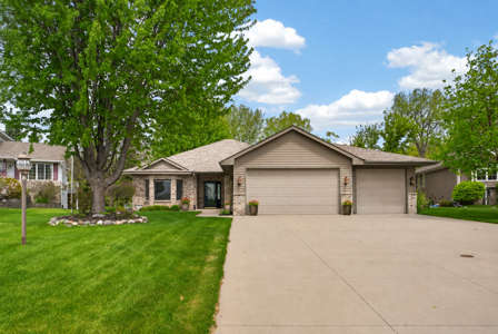 7052 Eagle Trail