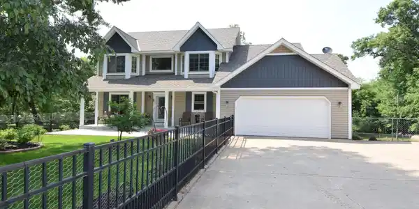 23 300th NW