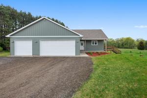 2962 337th NW