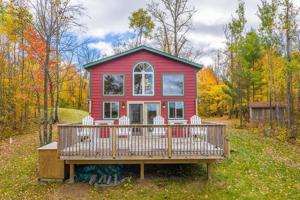 4659 Red Pine Drive NW