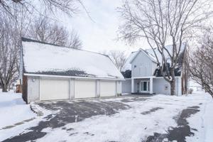 10061 N Shore Drive