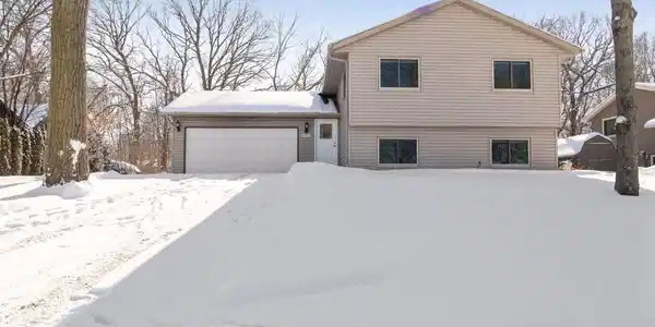 17411 Sunset SW