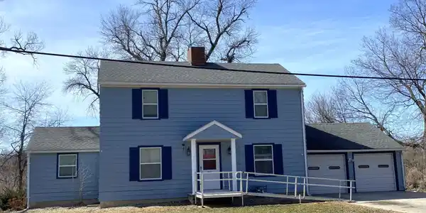 661 River Road