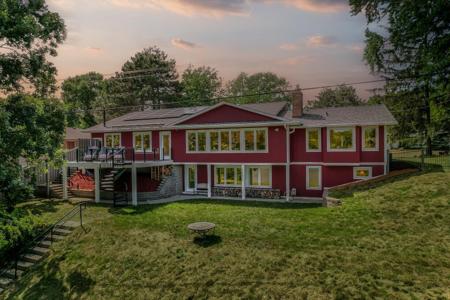 2524 Crestline