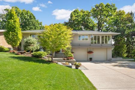 6709 Southcrest Drive