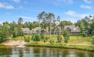 1315 East Pointe