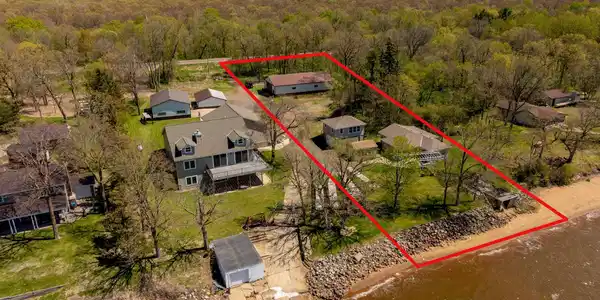 33243 State Highway 18