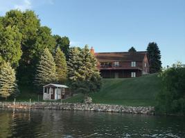 22976 Greenland Lane