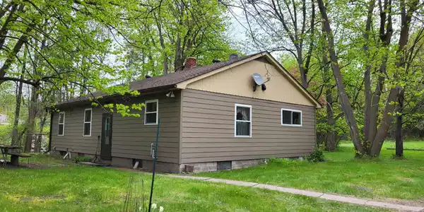 4568 Lake