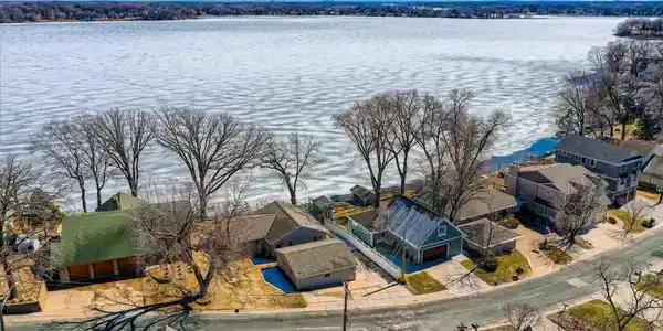 1864 Shorewood