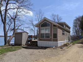 2221 Reubens SW