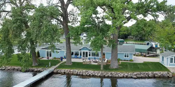 6805 Cardinal Cove