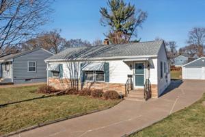2157 Jessamine E