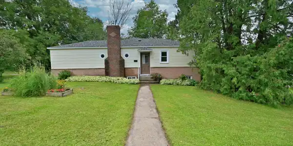 520 NE 6th Street