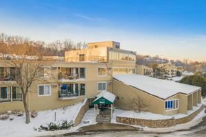 6201 Saint Croix Trail N