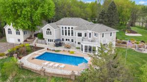 188 82nd SE