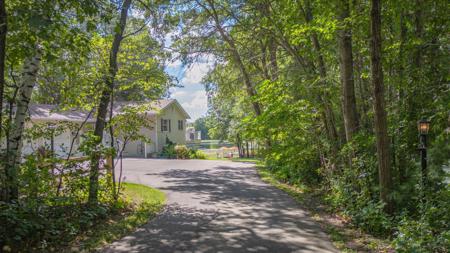 24140 W Fawn Road NE