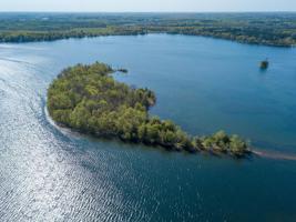 Lot 8 N/A-Island