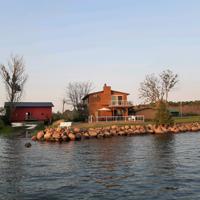 89581 Sturgeon Island