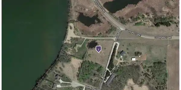 8900 Long Lake