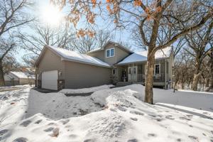 13699 Island View NW