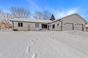 4350 Hemlock N