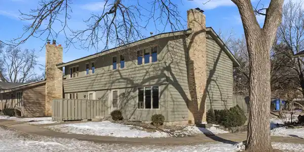 183 Windsor Court