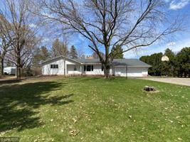 600 Lake Drive W