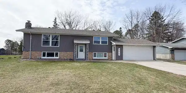 746 W Shore Drive