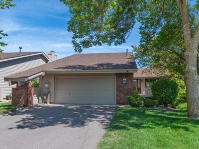 9525 Woodbridge