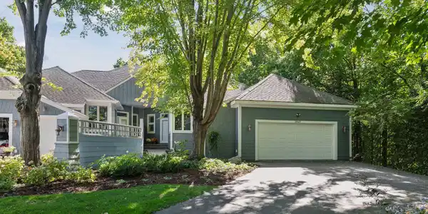 2940 Pelican Point Court