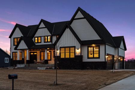 16419 Kiska Street NE