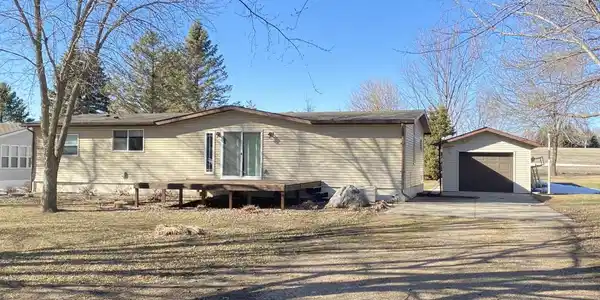39 Lakeview