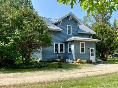 10143 Three Bridges Road