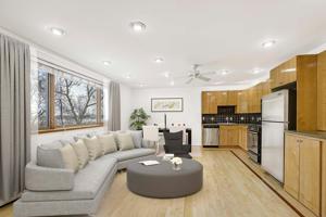 4430 Lake Harriet