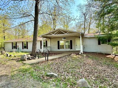 3988 Butternut Trail NW