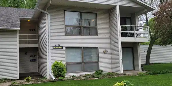 909 Liberty