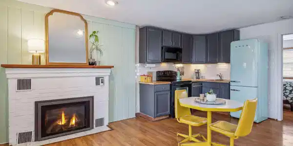 3867 Roosevelt SW