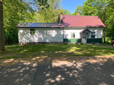 408 Coon Avenue S